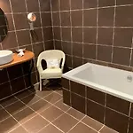 Maison De La Pra Bed and breakfast 4*