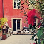 Bed and breakfast Maison De La Pra