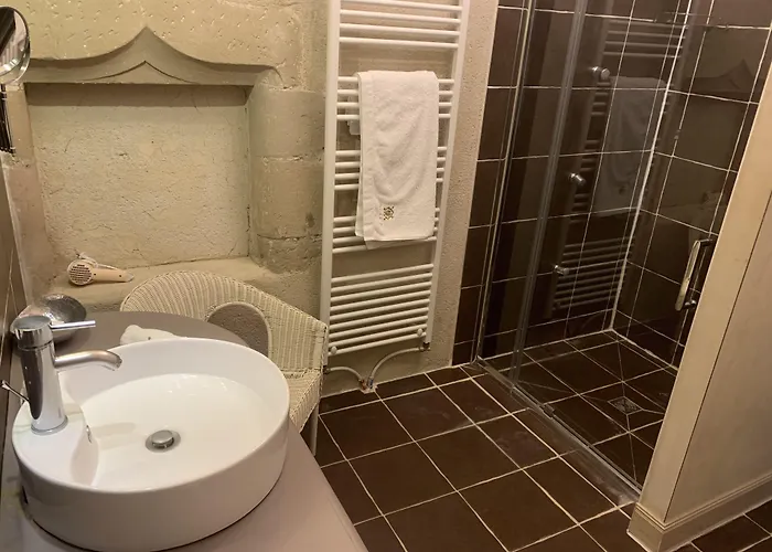 Maison De La Pra 4*