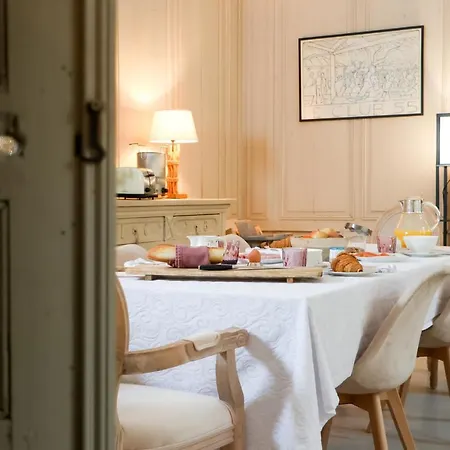 Bed and Breakfast Maison De La Pra Βαλένς