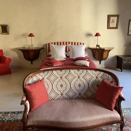 Maison De La Pra 4*