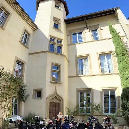 Maison De La Pra Bed and breakfast