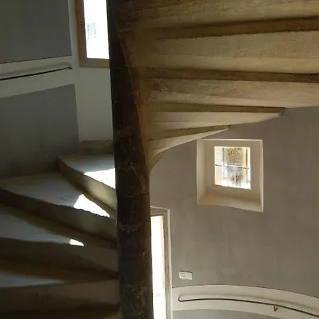 Maison De La Pra * فالنسيا