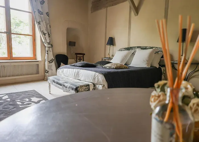 Maison De La Pra 4*